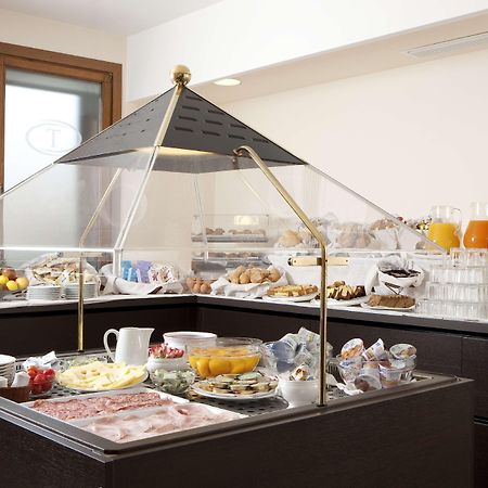 Best Western Titian Inn Hotel Treviso Silea Restaurante foto